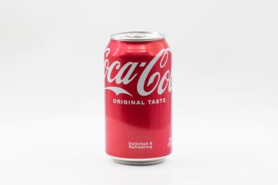 Напиток б/а газ. COCA-COLA Classic 355 мл ж/б